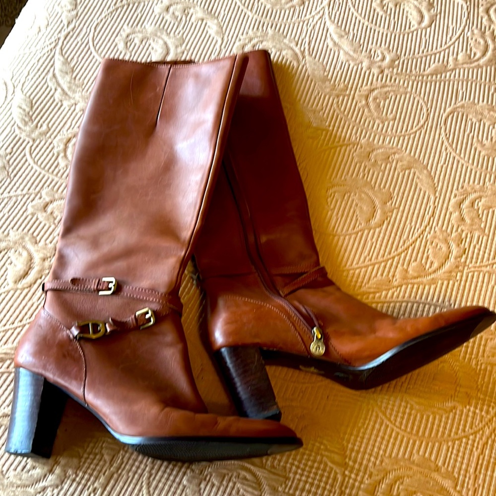 Women’s Aigner boots.